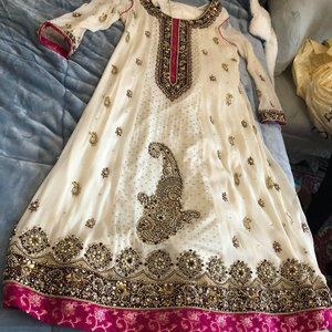 Size 38 (M-L) ; White Bridal Gharara, Heavy work